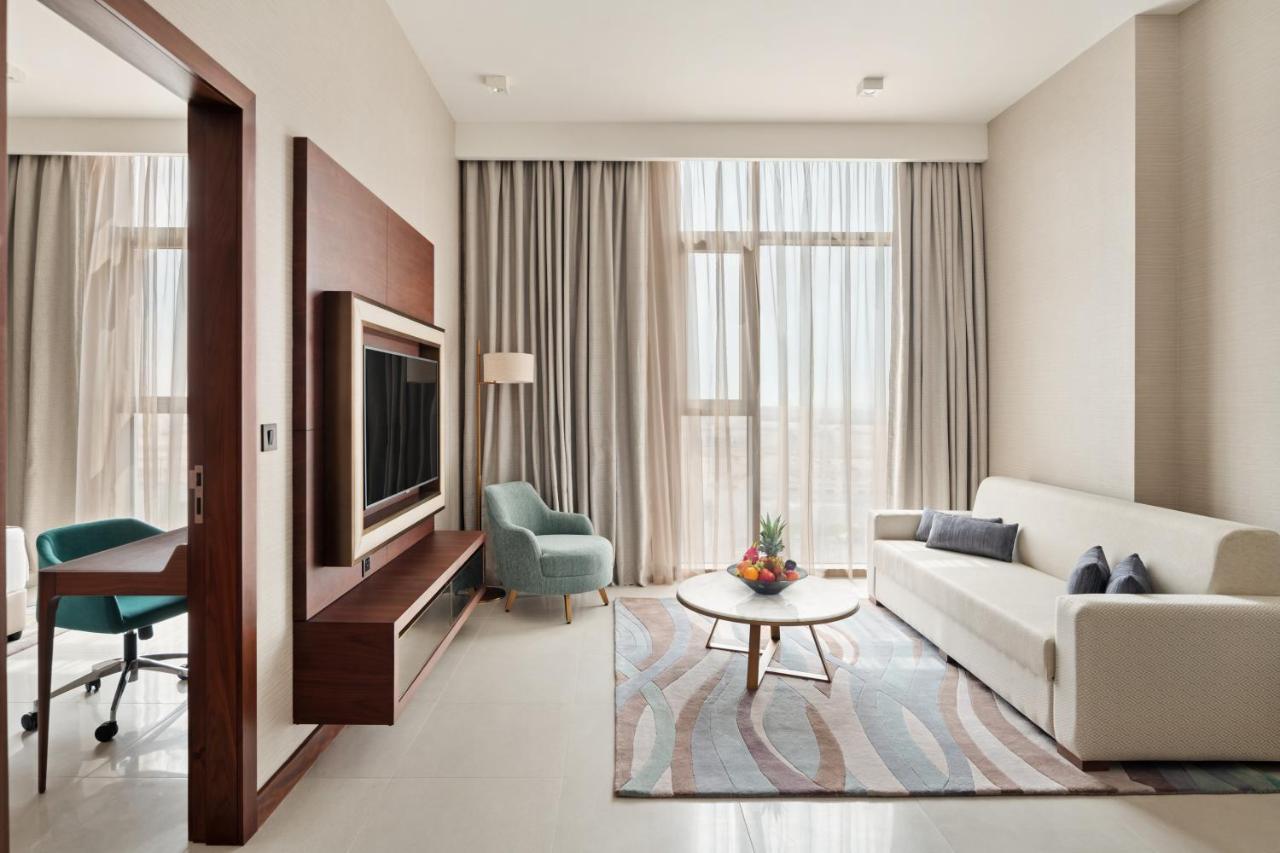 Holiday Inn Dubai Al-Maktoum Airport By Ihg Luaran gambar